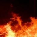 На Київщині спалахнула масштабна пожежа після серії вибухів