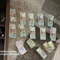 У Києві викрили 18-річного шахрая, який продавав військовим неіснуючі пікапи