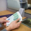 Курс долара та євро в обмінниках Києва 12 червня: де найвигідніше купити валюту