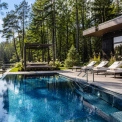 Втеча від спеки: 6 заміських комплексів під Києвом із басейнами, SPA та дикою природою (ціни та локації)