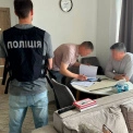 «Музичні гастролі» для втечі: ексочільнику Мінкульту оголосили підозру за вивезення чоловіків за кордон