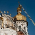 У Києво-Печерській лаврі вже відновили 70% даху Успенського собору після російського удару