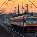 Kyiv City Express відновив рух кільцем: міст Почайна — Райдужний відкрили після ремонту