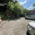 Сміттєзбірники замість нерухомості: у Києві через суд оскаржують схему із землею біля Майдану