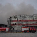 На Київщині завершили гасіння пожежі на складах площею 100 тисяч квадратних метрів