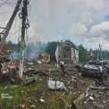 Росія вдарила балістикою по Київщині: у Бучанському районі є загиблі та поранені