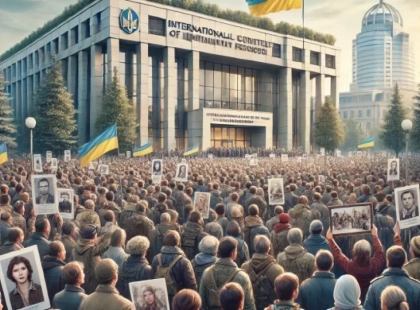Мітинг у Києві: рідні полонених вимагають дій від Червоного Хреста