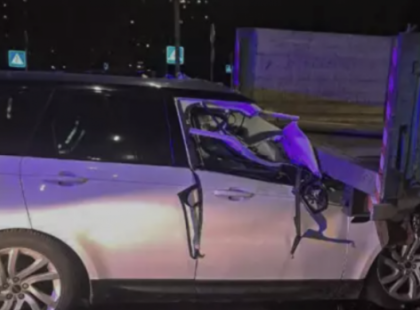 У Києві водій Range Rover загинув у ДТП з вантажівкою