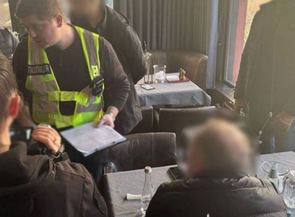 Масштабна афера в Києві: продавали фальшиві довідки про непридатність до служби