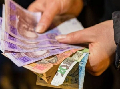 Українці взяли понад 8 млн мікрокредитів у 2024: борги ростуть