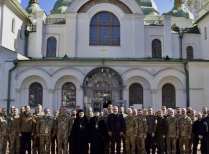 Як капелани змінюють хід війни: урочистий випуск у Софії Київській!