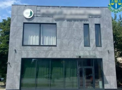 У Києві незаконну двоповерхову споруду через суд передають у власність громади