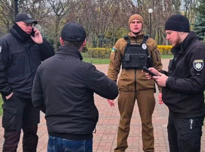 У Києві затримали ексгібіціоніста в парку «Відрадний»