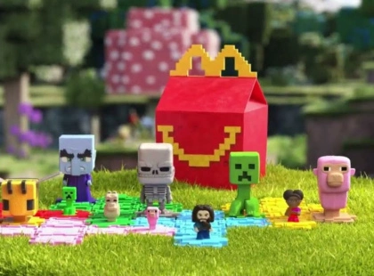 Полювання за піксельними фігурками: фігурки Minecraft зникли з McDonald’s за кілька днів