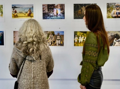 «Мавки. Камуфляж»: у Португалії відкрили виставку київських фотохудожників