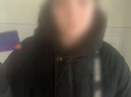 Касирка в Києві обікрала пошту на 80 тисяч: як її викрили