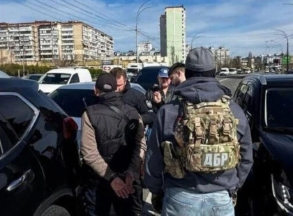 У Києві затримано чиновника на хабарі: розкривається корупційна схема