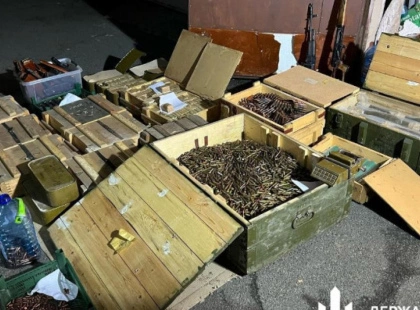 Арсенал у гаражі Києва: 35 тисяч патронів і БПЛА