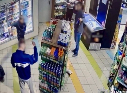 Бійка серед ночі на АЗС у Броварах — нападників уже затримали