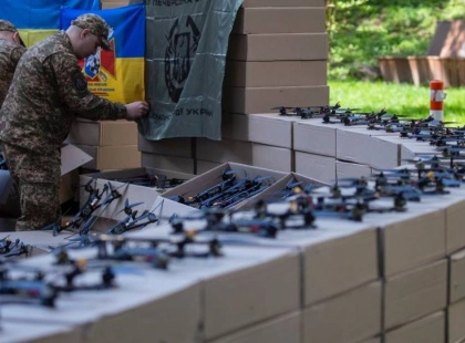 Київ передав 1,1 тисячі дронів для захисників на фронті: чергова партія допомоги