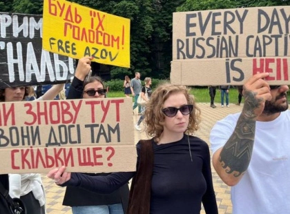 Акція на підтримку військовополонених в Києві: Великдень для наших героїв
