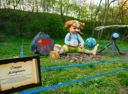 У Києві відкрився “Парк Легенд” на Співочому: казка оживає