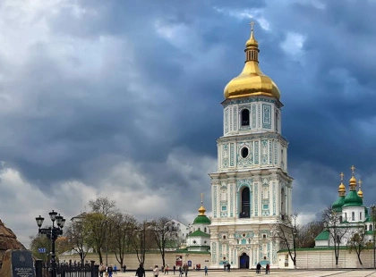 У Києві “знайшли” ворожі листівки — але все виявилося фейком