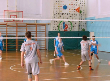 ІІІ етап Спортивних шкільних ліг у Києві: волейбол як шлях до дружби та перемог