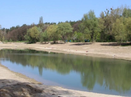 У Чорнобилі зводять фортифікаційні споруди: що відбувається та чи є загроза для довкілля