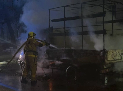 У Києві вночі загорілася покинута вантажівка у Подільському районі