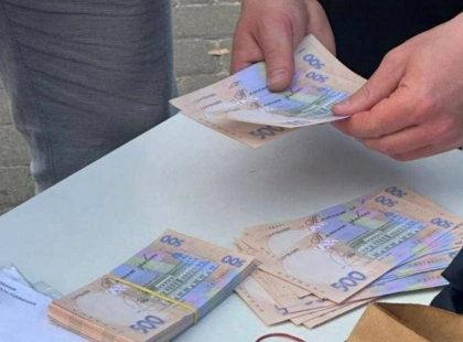 На Київщині викрили гендиректора заповідника на хабарі 100 тисяч гривень
