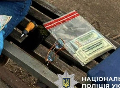 Шахраї обдурили киянку на 22 тисячі доларів через валютний обмін