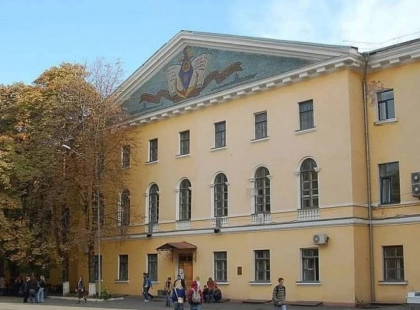 У центрі Києва під загрозою знищення: пам’ятку архітектури Могилянки демонтують попри заборону