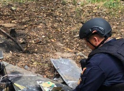 У лісі на Київщині люди знайшли уламки ворожого дрона «Герань-2»