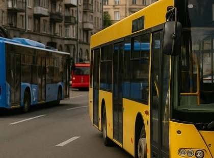 Зміни в маршрутах громадського транспорту Києва у вихідні: що потрібно знати