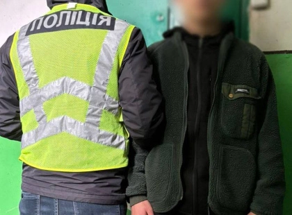 У Києві 17-річному хлопцю загрожує 10 років за крадіжку телефона