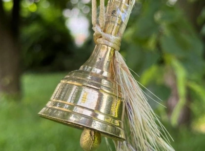 Дзвіночки на деревах Києва: пам’ять про вбитих дітей війни
