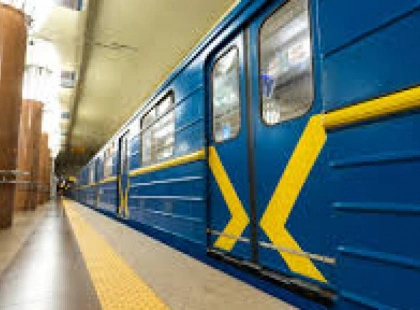 Збій в метро Києва: безконтактна оплата тимчасово не працює