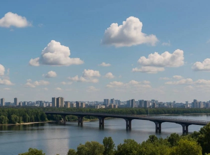 Прогноз погоди на 10 червня: на Київщині та в Києві очікується невелика хмарність без опадів