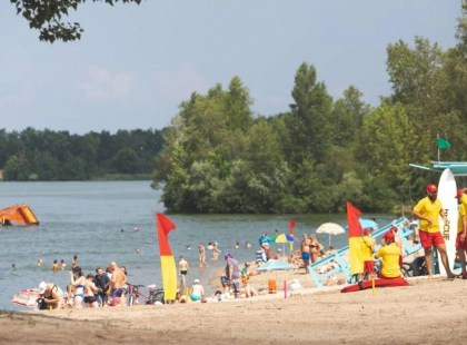 Київські пляжі під загрозою: де вода небезпечна для купання?