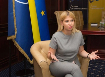 Скандал на мільйони: родичі Стефанішиної "прихватили" активи. Чи втратить посаду віцепрем'єрка?