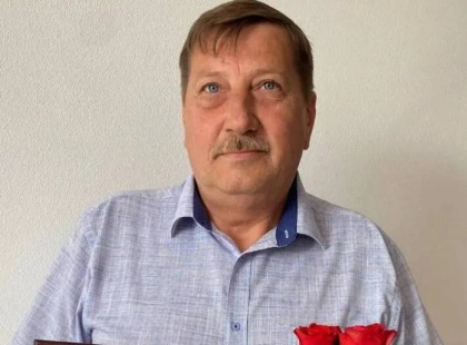 Водій шкільного автобуса з Українки, що рятував людей під обстрілами: Герой, якого вшанували на Київщині