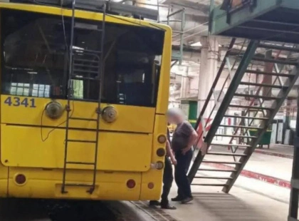 Порушення правил безпеки на «Київпастрансі»: інженерку підозрюють у тяжких травмах слюсаря