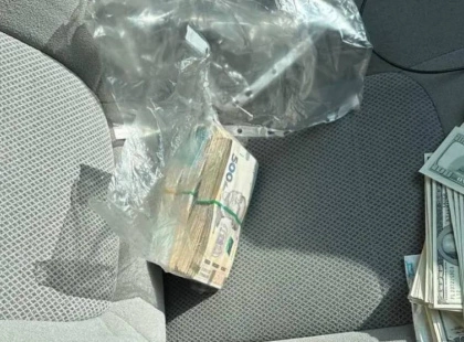 Шахраї видавали себе за СБУ і ошукали пенсіонерок на $98 тис. та ₴260 тис.