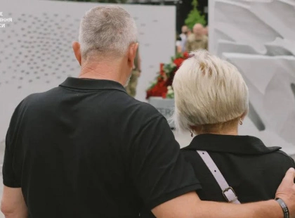 Меморіал, що бачить крізь час: у Києві відкрили унікальну пам’ятку воєнним розвідникам