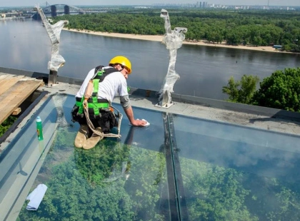 Обстеження мосту Кличка за 400 тисяч гривень в Києві