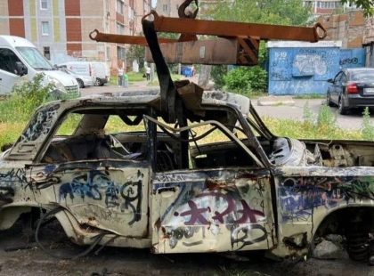 У Деснянському районі Києва прибрали 43 покинуті авто