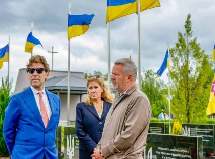 Посол Італії Карло Формоза з дружиною відвідав Бучу: деталі візиту