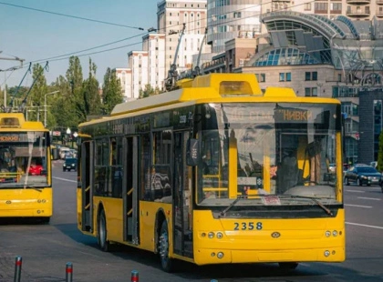 Транспортні зміни в Києві 28 червня: обмеження руху та зміни в маршрутах тролейбусів