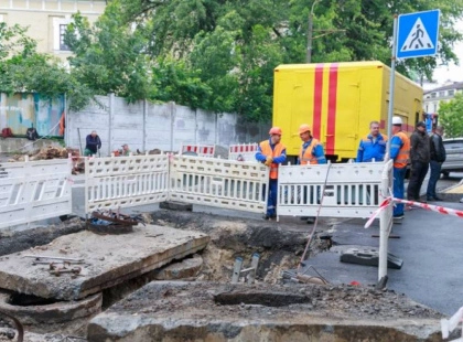 Над прірвою: міст на Наддніпрянському шосе ледь тримається — починають ремонт!